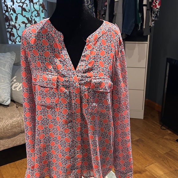 Collective Concepts Coral and White Patterned Blouse - Picture 1 of 2